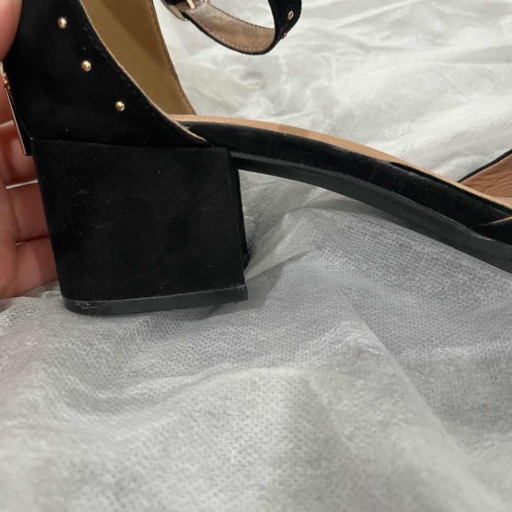 Torrid heel with gold dots